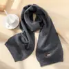 Cachecol de Alta Qualidade à Prova de Frio para Outono e Inverno para Homens, Gola Térmica Bordada da Moda para Meninas, Versátil de Tricô Novo Estilo, Quente e Fofo com Design de Cachorrinho
