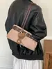 Bolsa feminina transfronteiriça de camurça de grande capacidade, nova bolsa versátil para ombro/axila outono 2026, bolsa de mão vintage para o dia a dia