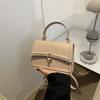 Bolso de Mano de Moda para Mujer 2026 Nuevo Estilo Bolso de Mano de Moda para Dama Bolso de Hombro Cruzado Textura de Alta Calidad Hebilla de Cierre Color Sólido Bolso Cuadrado Pequeño