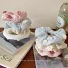 Goma para el Cabello de Camelia Estilo Francés para Mujer, Accesorio de Alto Nivel para Moño, Scrunchie de Moda, Diadema Versátil