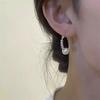 Pendientes de aro ligeros de lujo con perla rota en plata para mujer, nuevos pendientes minimalistas de aguja Tremella 925 de alta gama.