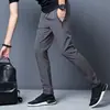Pantalones Largos Deportivos Transpirables de Hielo de Seda de Secado Rápido Absorbentes de Sudor para Hombre con Bolsillos con Cremallera, Pierna Recta, Recortados, Verano 2026