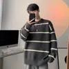 Suéter de felpa suave para hombre Otoño e Invierno Marca de moda coreana Chaqueta de alta gama Estilo perezoso americano Suéter de punto a rayas