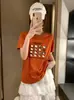 Camiseta de Algodão com Floco de Neve, Gola Redonda, Corte Justo, Mangas Curtas Versáteis, Segunda Remessa de Verão, Em Estoque para Atacado, Vendas de Alto Volume na Loja Física
