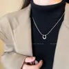 Collar de Acero de Titanio en Forma de U Herradura de Lujo Ligero Nicho Cadena para Clavícula Elegante Versátil de Moda para Mujer Cadena para el Cuello de Celebridad Cibernética