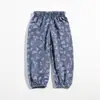 Pantalones antimosquitos con estampado de dinosaurio para niños, de lino y algodón de seda helada, finos y casuales, de verano