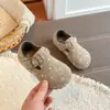 Zapatos Birkenstock de Lunares Nuevos para Niñas Primavera/Otoño 2026 Zapatos Planos de Lana Retro Velcro Suela Suave Zapatos Pequeños de Cuero para Niños Medianos a Grandes