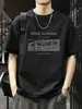 Camiseta de Verão Masculina com Gola Redonda e Manga Curta, Estilo Novo com Estampa de Letras, Solta e Versátil, Blusa Fina e Respirável de Manga Meia-Manga Atacado