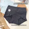 Calcinhas Femininas Plus Size de Algodão Colorido Natural com Cintura Alta, Controle de Barriga, Ajuste ao Corpo, Alta Elasticidade e Gancho Estendido - Pacote com 60 Unidades