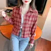 Jaqueta Camisa de Flanela Xadrez Escovada para Mulheres, Tamanho Petite, Novo Design Primavera e Outono 2024, Estilo Curto Retro de Nicho
