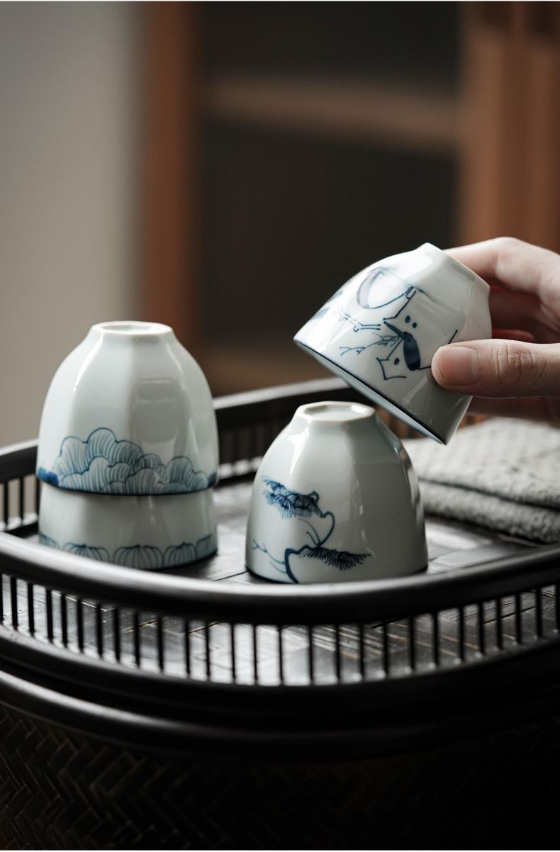 手绘八边品茗杯_09.jpg