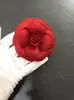 Acessório de Moda de Seda de Alta Qualidade 8cm Flor de Camélia Ultra-Resistente com Broche e Presilha Dupla Utilização
