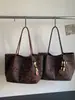 Bolso tote nuevo de estampado de leopardo 2026, gran capacidad, adecuado para ir al trabajo, bolso de hombro elegante y versátil, que irradia un ambiente sofisticado y retro