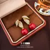 Pendientes de Perla Roja Ancola con Microincrustaciones Estilo Francés para Mujer, Moda Retro, Pendientes Elegantes y Versátiles, Pendientes de Lujo Ligero y de Gama Alta