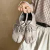 Zapatos de mujer de dos capas de piel de vacuno con punta dividida, nuevos zapatos planos de cordones cómodos para otoño e invierno con corte profundo, talla 40