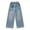 Jeans de Mezclilla para Niñas, Nuevos Pantalones Rectos para Primavera y Otoño 2026 con Estampado de Corazones Pequeños, Pantalones de Pierna Ancha