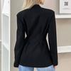 Diseño de Chaqueta de Traje Negra de Cintura Entallada de Alta Gama para Otoño e Invierno 2025, Elegante y de Moda para Viajes Transfronterizos