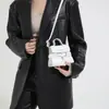 Bolsa de Mão Mini Fashion para Mulheres, Novo Estilo Primavera, Bolsa de Ombro Transversal Retrô, Bolsa Quadrada Pequena de Alto Valor