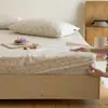 Sábana de cama de gasa de doble capa 100% algodón para maternidad e infantil Clase A, funda de edredón floral de algodón puro de una pieza, sábana bajera, funda de almohada, juego de tres piezas para una persona