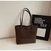 Bolsa Retrô de Grande Capacidade Estilo Coreano para Mulheres 2026 Inverno Nova Bolsa de Ombro Casual para o Dia a Dia Versátil e Fashion