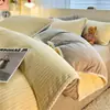 Juego de cuatro piezas de terciopelo de leche engrosado, funda de edredón individual de forro polar coral, franela de felpa, ropa de cama de doble cara de felpa para invierno
