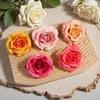 Arreglo Floral de Boda Yozhi Cabezas de Flor de Rosa Decoraciones de Flores Artificiales Planta de Flor de Seda Pared de Plantas Verdes Simuladas