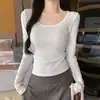 Camiseta de Manga Larga Blanca con Cuello en U Grande Estilo Coreano Otoño e Invierno Hombro Normal Puro Deseo Camiseta Base de Algodón Adelgazante para Mujer