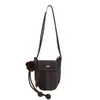 Bolso tipo bandolera retro de diseño exclusivo para mujer 2025 Invierno Nuevo Lujo Accesible Costuras en Contraste Bolso de Hombro Único Cruzado