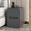 2026 Nueva Mesa de Noche Mini de Madera Maciza con Borde Estrecho para Dormitorio Apartamento Pequeño Ultraestrecha Moderna Simple Lujo Ligero Cuero