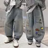 Pantalones para Niños Primavera y Otoño 2026 Nuevo Estilo Jeans para Niños Atuendo de Otoño para Niños Mayores Look Moderno Genial y Elegante para Niños