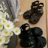 Sandalias para Niñas 2026 Verano Nuevo Estilo Zapatos para Niños Zapatos de Princesa para Niñas Pequeñas Suela Suave Sandalias Cerradas Casuales para Niñas