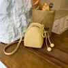 Bolsa de mão de cor sólida muito estilosa estilo coreano, nova bolsa quadrada pequena casual estilo coreano verão 2026, bolsa de ombro e transversal ins