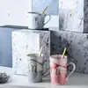 Amazon se especializa en Tazas Cerámicas Nórdicas con Patrones de Mármol y Cucharas, Vasos de Agua, Tazas de Café y Cajas de Regalo que se Pueden Personalizar