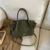 Bolsa de Gran Capacidad para el Trabajo Diario para Mujer, Nuevo Estilo Trendy de Invierno 2025, Elegante Bolso de Hombro Retro, Bolso Tote Versátil con Acabado de Alta Calidad