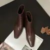 Botas da moda para mulheres, com bico quadrado, salto grosso e comprimento até a panturrilha, 6cm de salto, cor sólida versátil, estilo europeu e americano, design simples, feitas de couro de flor integral