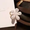 Ins Flor Menina Simples Presilha de Cabelo de Pérola Parte de Trás da Cabeça Clip de Cabelo da Moda Acessório de Cabelo para Mulheres Coreano Mini Franja Presilha de Garra