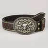 Cinturón de Vaquero Occidental Moderno Retro Juvenil Punk con Relieve para Hombre Tachonado de Cuero Venta al por Mayor en Stock