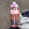 Copo Caneca Degradê Alto Valor de Cor Esportes ao Ar Livre Fitness Copo de Plástico Grande Capacidade Fosco Portátil Copo com Canudo