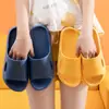 Zapatillas de Casa Estilo Nuevo Qidashun para Mujer, Zapatillas de Verano Antideslizantes con Tacto Suave, Sandalias para el Hogar para Parejas, Zapatillas de Baño al por Mayor