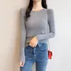 Tricô base de gola redonda, corte justo, manga longa, novo estilo outono e inverno, fio fiado com núcleo de lã de duas ply, suéter interno espessado para mulheres