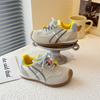 Estilo Novo Primavera/Verão 2025 Tênis de Treino Alemão Brilhante de Baixa Saturação para Meninas, Cadarço Casual Versátil Color-Blocking Tênis Flats