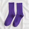 Meias Longas Coloridas para Mulheres Meia-panturrilha Meias de Algodão Primavera e Outono Ins Tendência Macaron Doce Coloridas Meias Esportivas Felpudas para Mulheres Versátil