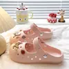 Mocasines Mary Janes Estilo Dulce Retro FrescoMulas con Cabeza de Mariposa Ámbar de Lujo LigeroZapatos de Verano EVA Frescos Versátiles con Agujeros