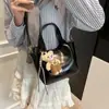 Bolso de Cubo de Cuero con Cera de Aceite de Alta Gama, Estilo Simple de Nicho, para Llevar en la Mano, Nuevo 2025, Moda Tendencia, Versátil para el Trabajo, Bolso Cruzado