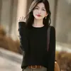 Suéter de tricô simples de cor sólida com gola redonda para mulheres, feito de 100% algodão puro, macio e suave para a pele, de corte solto, suéter básico de manga comprida, perfeito como segunda pele