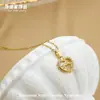Accesorios de Colgante de Collar de Amor en Forma de Corazón de Acero de Titanio para Mujer, Apilable, Estilo de Alta Gama Otoño e Invierno, Cadena para Clavícula de Acero Inoxidable Incrustada con Circonita