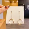 Brincos Ins Brincos de Tarraxa de Alta Qualidade Nicho Novos Famosos da Internet Femininos Exquisitos Design de Luxo Leve Estilo Coreano Brincos de Moda Versáteis