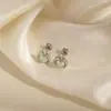 Nuevos Pendientes de Tachuela Estilo Tibetano Retro de Nicho con Incrustaciones de Diamantes y Patrón de Tornillo Personalidad Sencilla Creativos Estilo Étnico Temperamento Tachuelas para Cartílago Auricular Mujeres