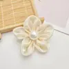 Malha Pérola Coreana Flor de Cinco Pétalas Bordada à Mão Flor de Pérola Acessórios DIY Acessórios para Headwear Bolsas Sapatos Meias Acessórios de Vestuário