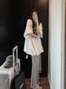 Parte Inferior Blanca Desapareció Look Adelgazante Camiseta de Manga Corta con Cuello en V para Mujer en Verano Holgada de Longitud Media Europea Talla Grande Cubre Trasero para Gorditas